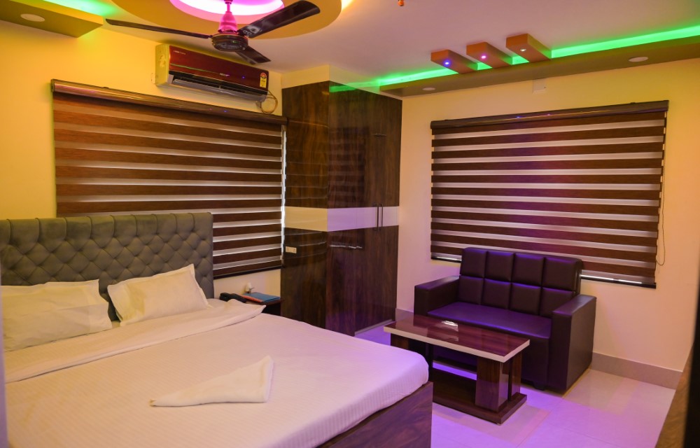 Hotel Hangout